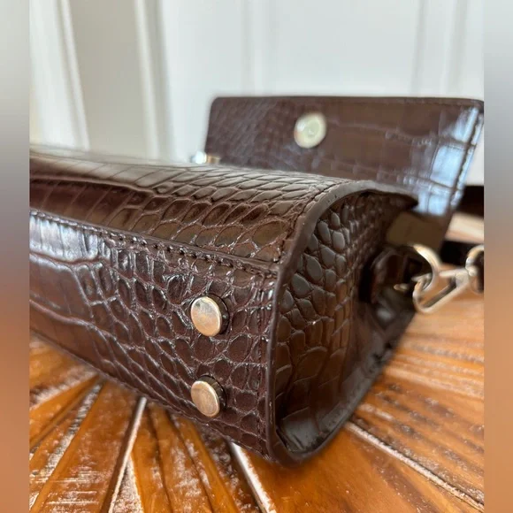 Used Zara Small Elegant Chocolate Brown Crocodile-Embossed Faux Leather Handbag - Picture 11 of 15